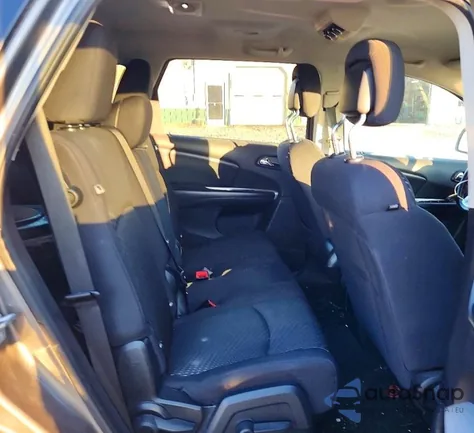 2012 Dodge Journey Sxt z USA, uszkodzony, nr VIN 3C4PDCBG3CT395149